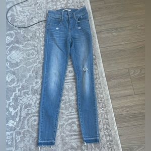 levi’s 721 High Rise Jeans